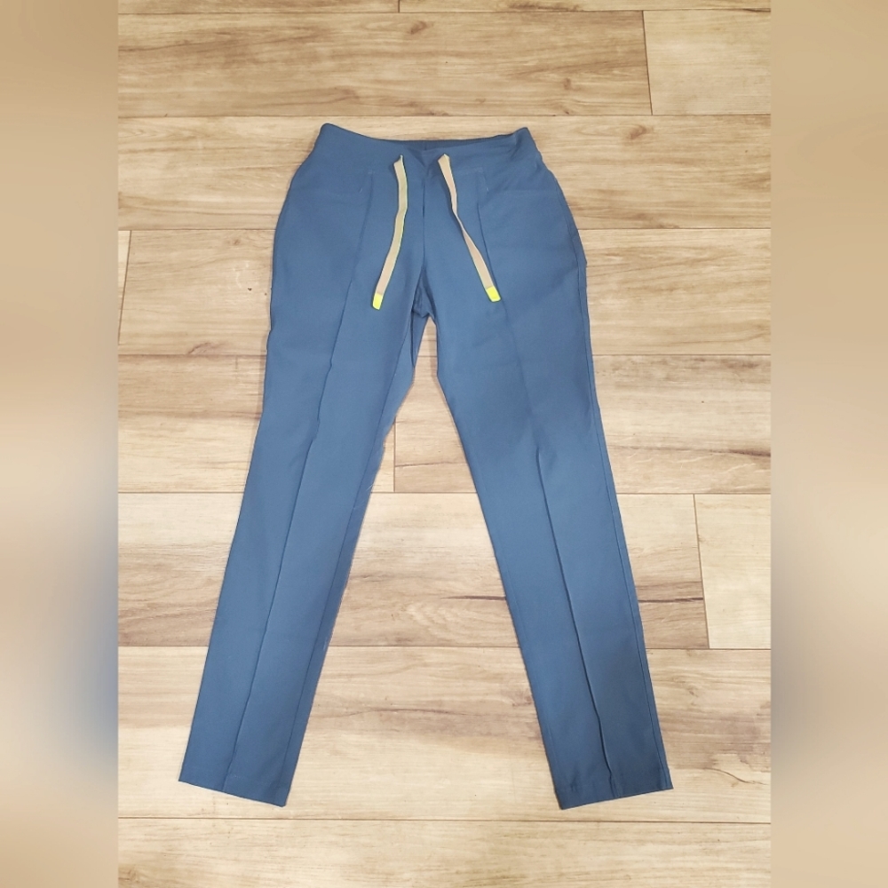 Medelita 4 Pocket Pixel Women's Scrub Pant XXsmall in color Ocean